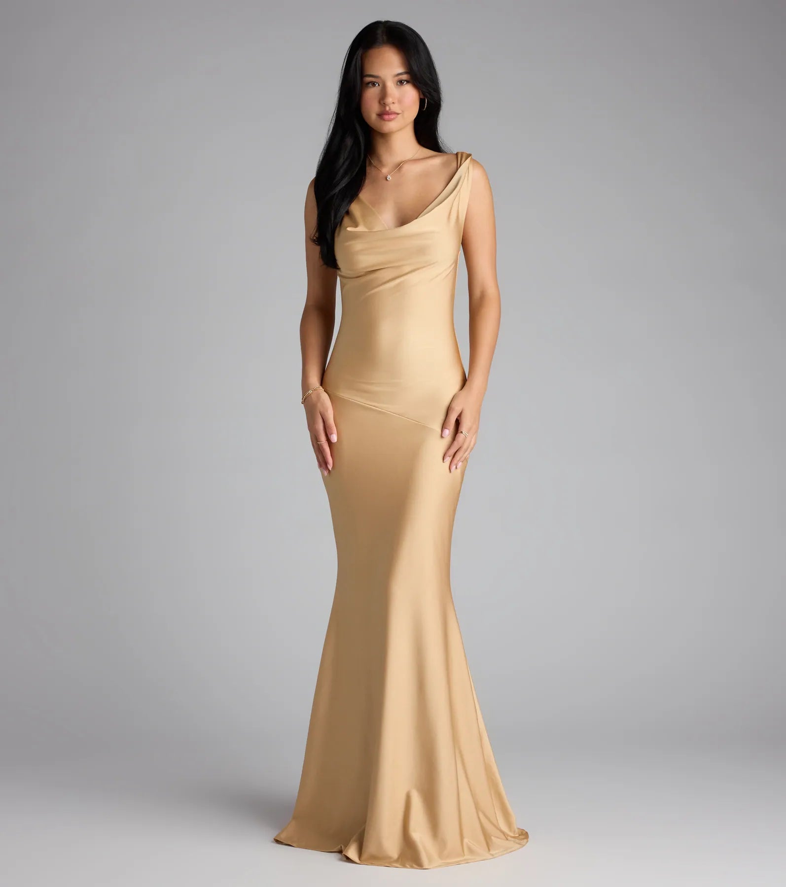 Elizabeth Low Back Mermaid Formal Dress - Image 2