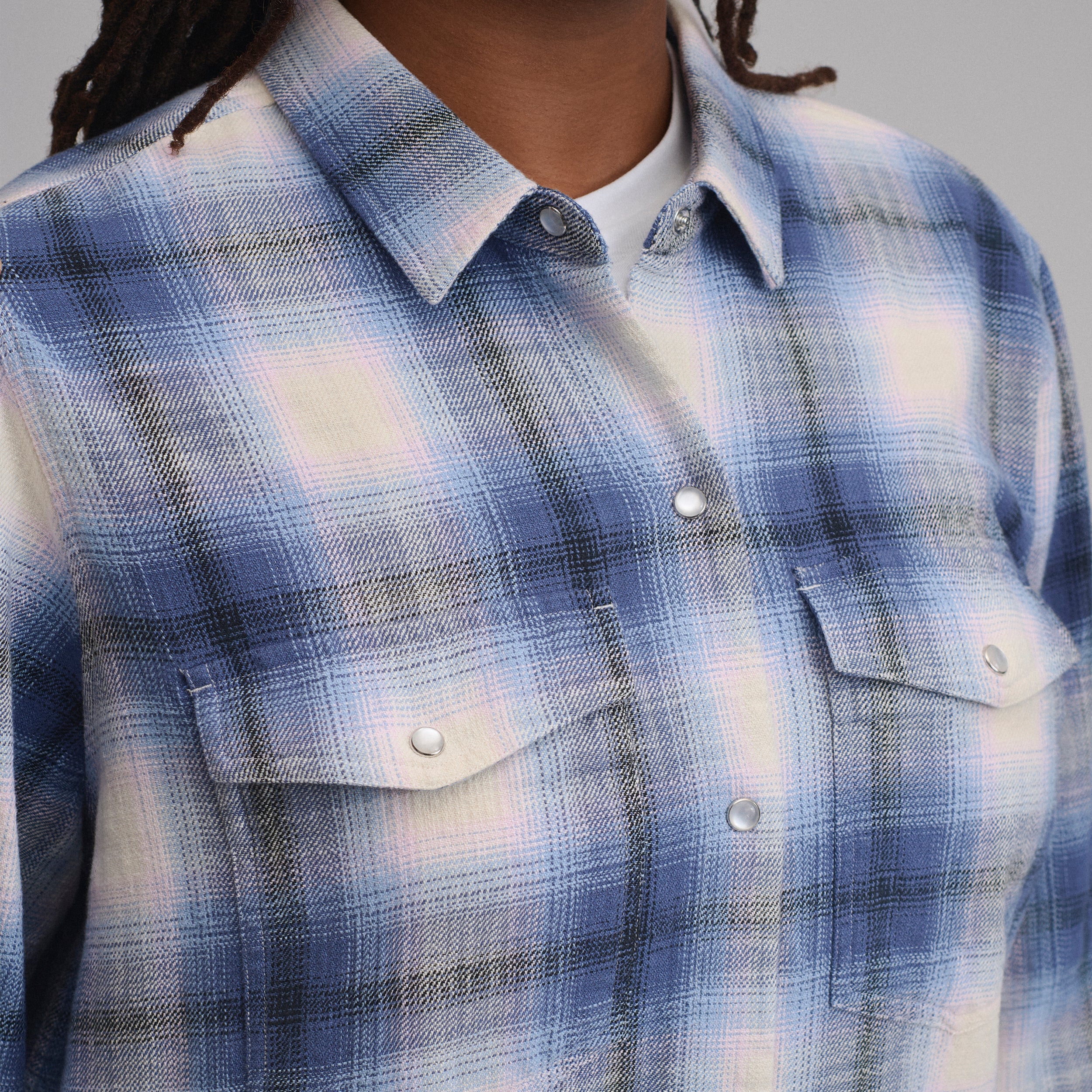 Women's Long-Sleeve Western Button-Down Shirt - Image 3