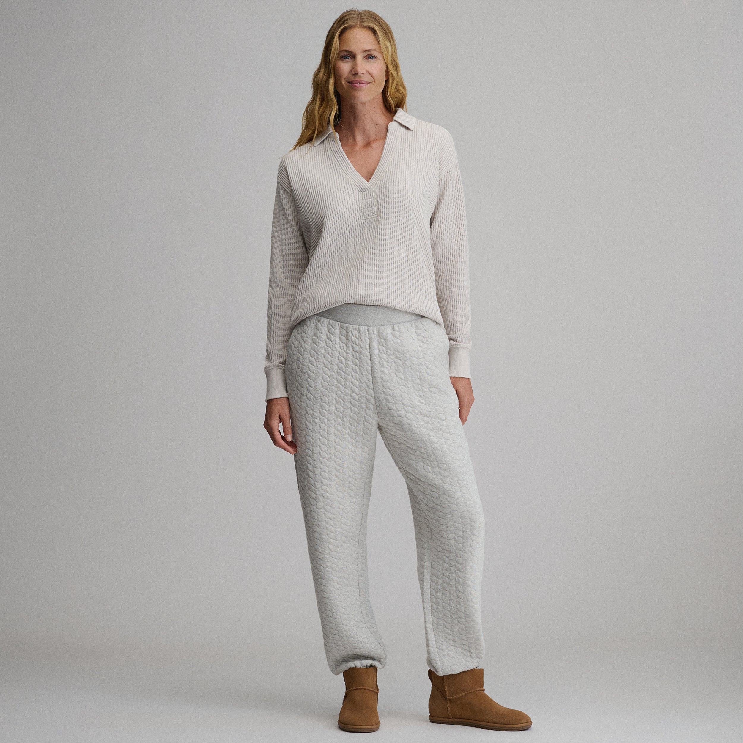 Women's Lounge V-Neck Thermal Crew - Image 12